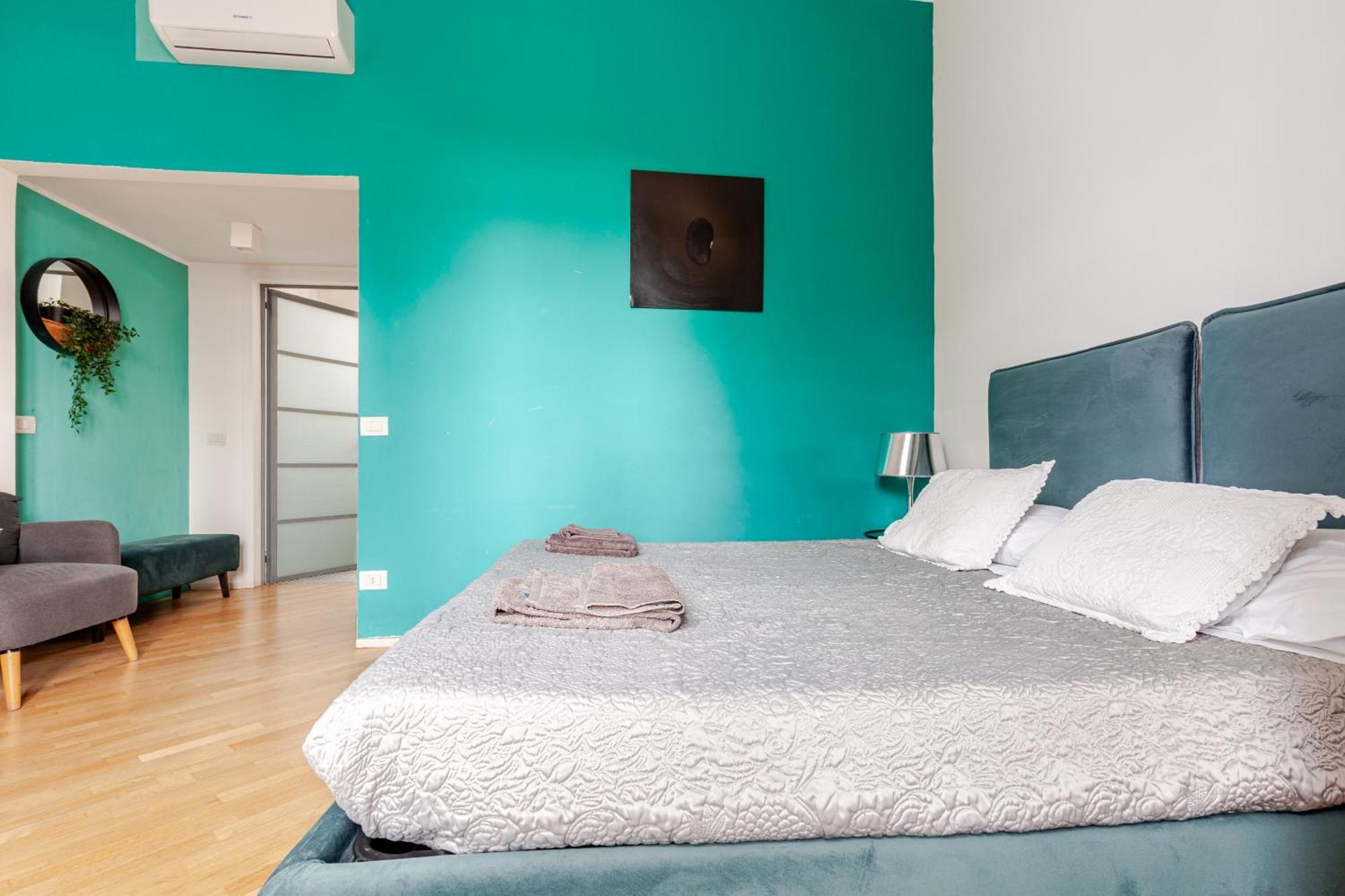 Penthouse 5 Min From Duomo Di Apartamento